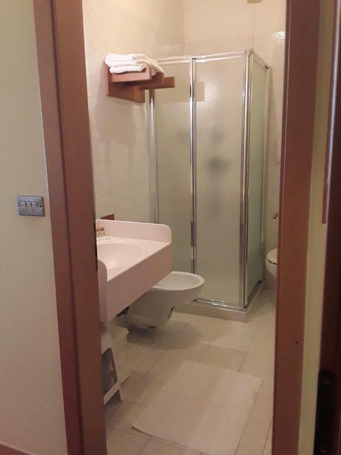 Hotel Bellaria Levico Terme Eksteriør bilde