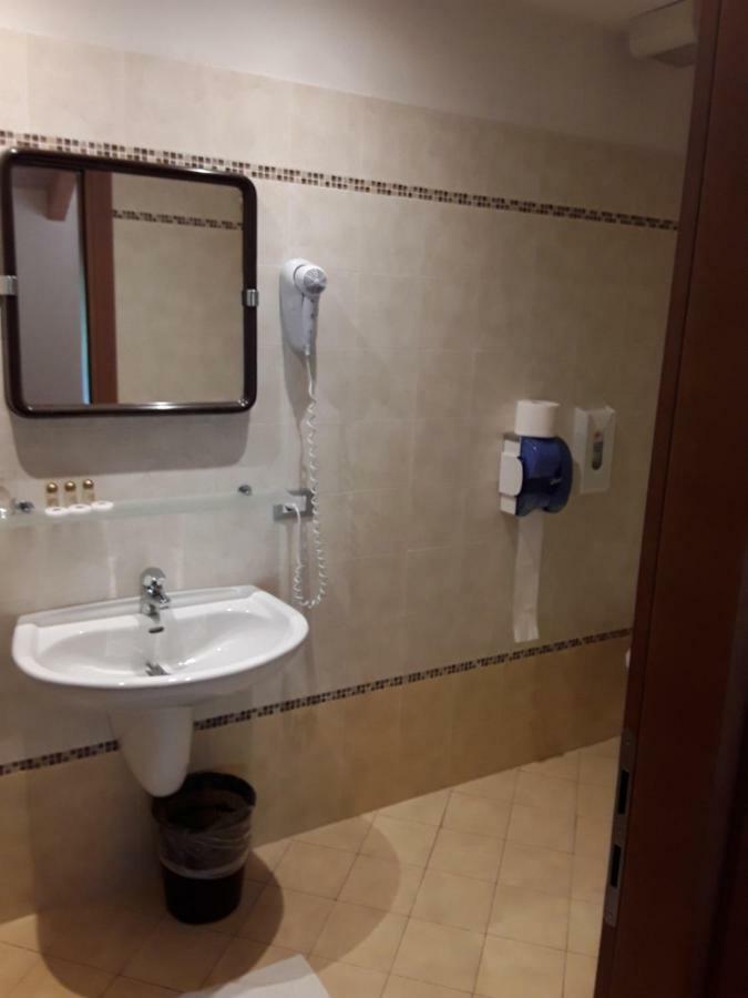 Hotel Bellaria Levico Terme Eksteriør bilde