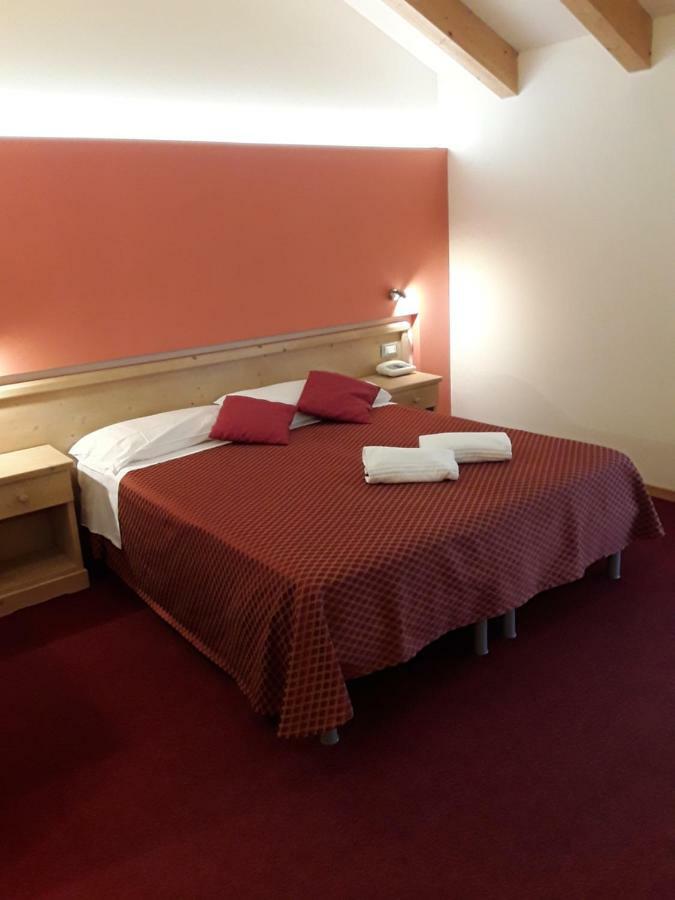 Hotel Bellaria Levico Terme Eksteriør bilde